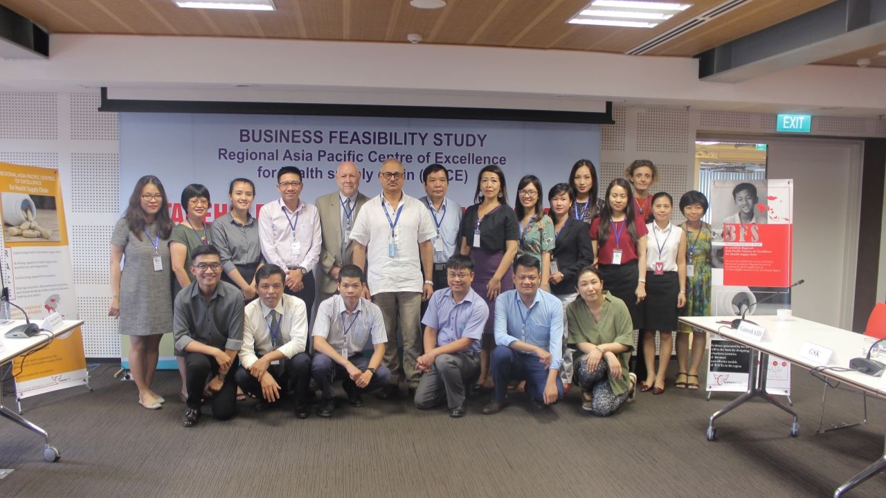 GaneshAID's experts at the Green One UN House in Hanoi to discuss the RACE project with WHO Vietnam and other health partners (Vietnam, 2018)